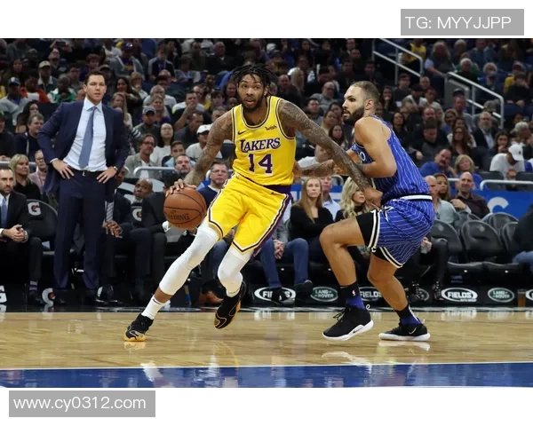 布兰登英格拉姆：从新秀到全明星的成长之路与未来展望